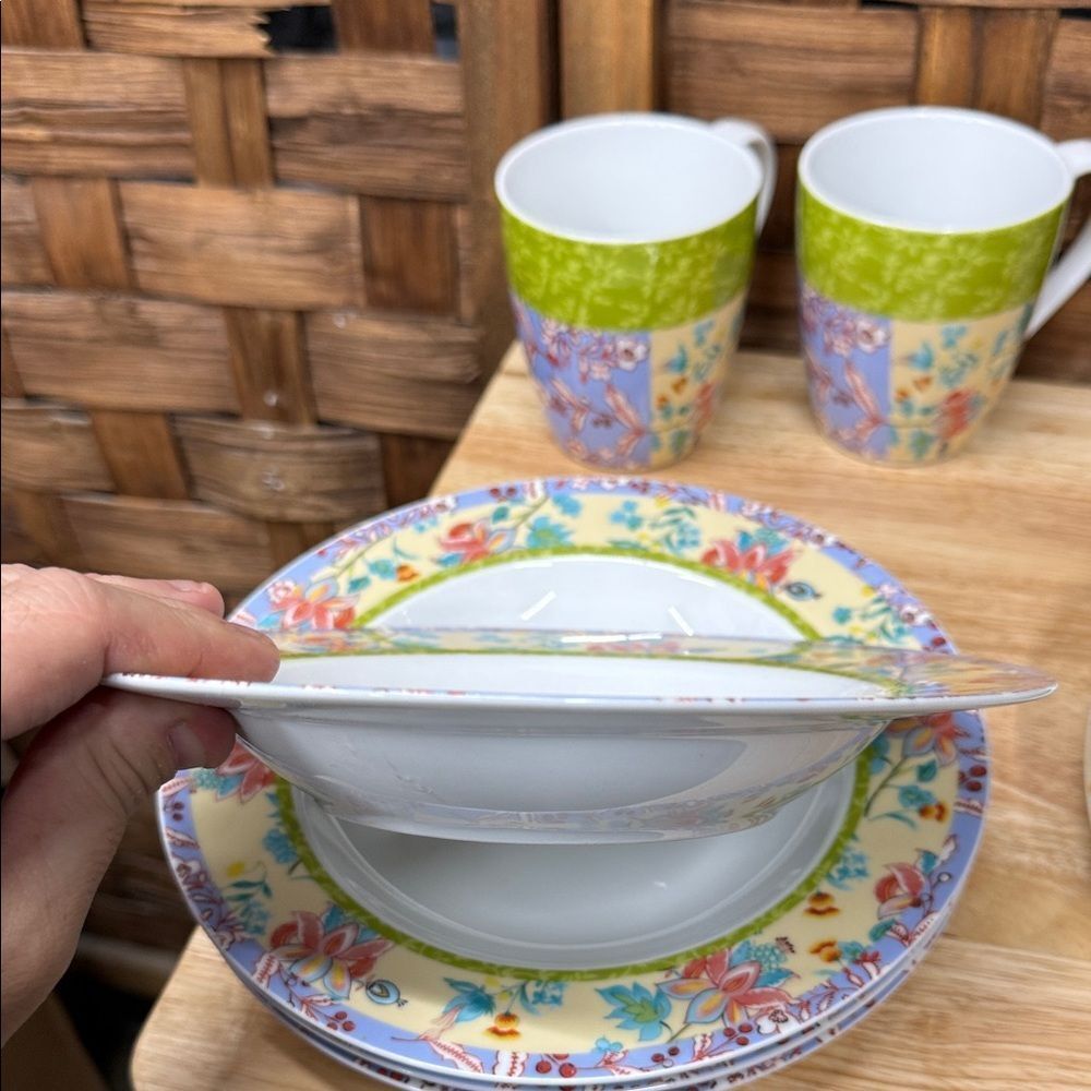 Charming Floral Patchwork Dinnerware Set - Picture 5 of 7